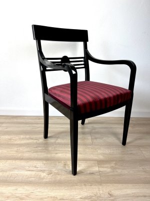 1 krzeslo-art-deco-czarne-lakier-fortepianowy-drewno-czeresniowe-z-podlokietnikami_2f499e20_0226_094514