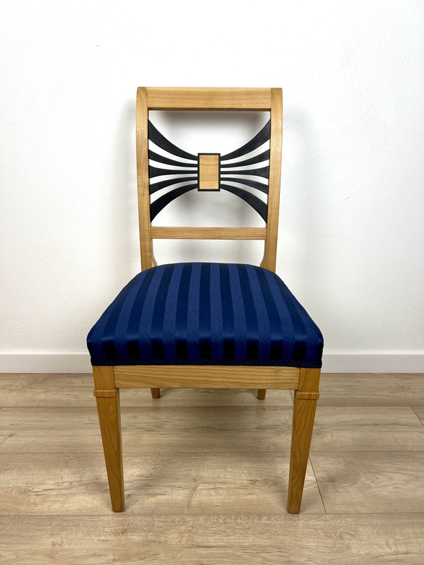 stylowe-krzeslo-biedermeier-czeresnia-czarne-detal-szprosy