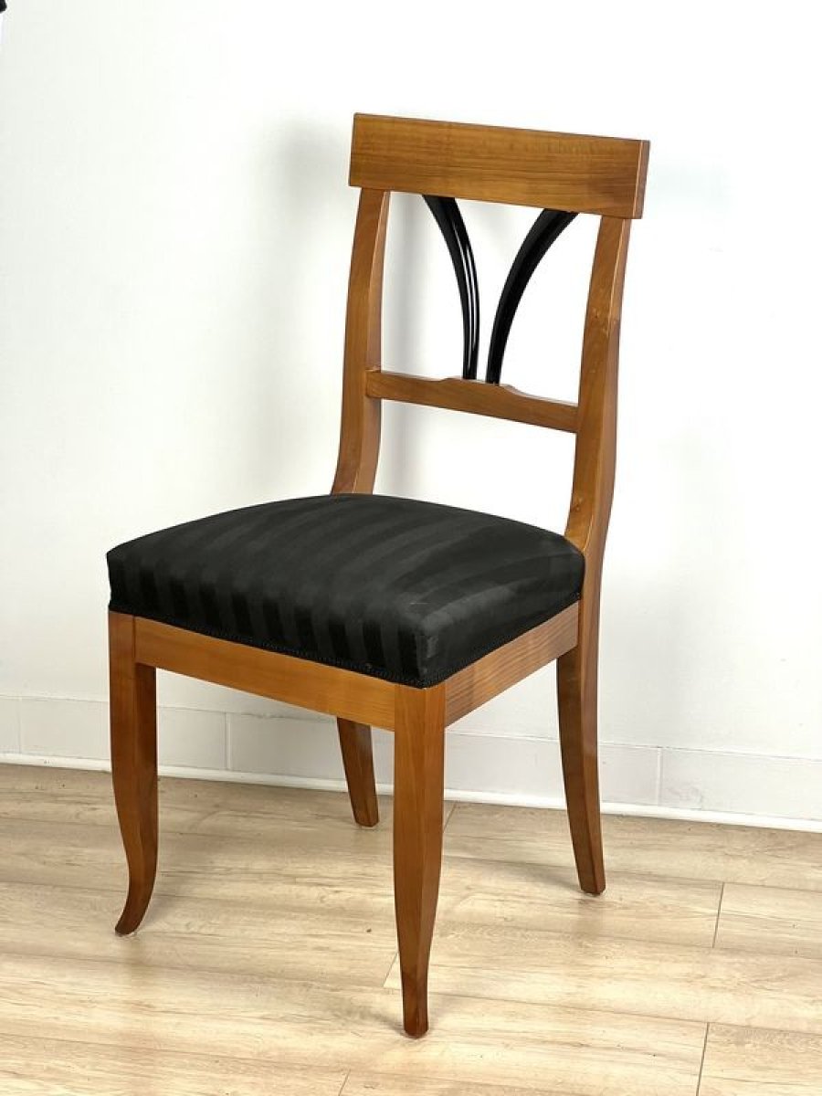 5-klasyczne-krzeslo-biedermeier-czeresniowe-wysoki-polysk-dwie-czarne-lezki-w-oparciu