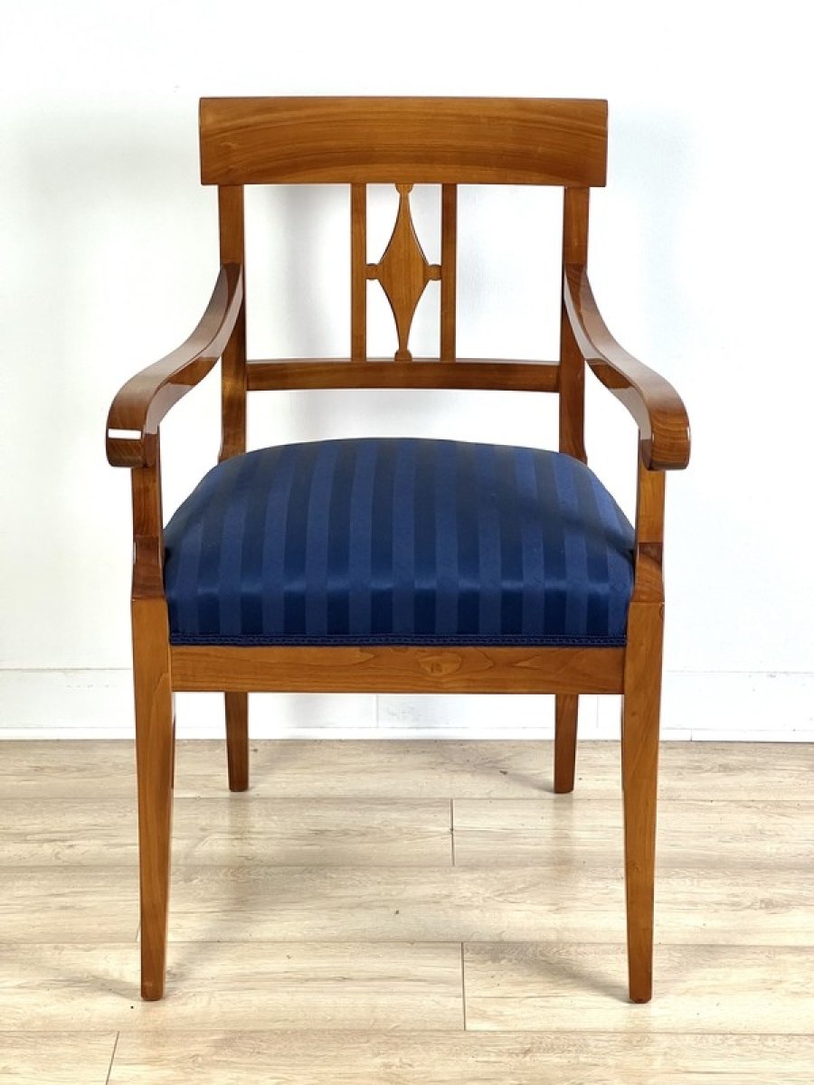 4 eleganckie-krzeslo-biedermeier-wysoki-polysk-czeresniowe_c0d346f8_0227_101839